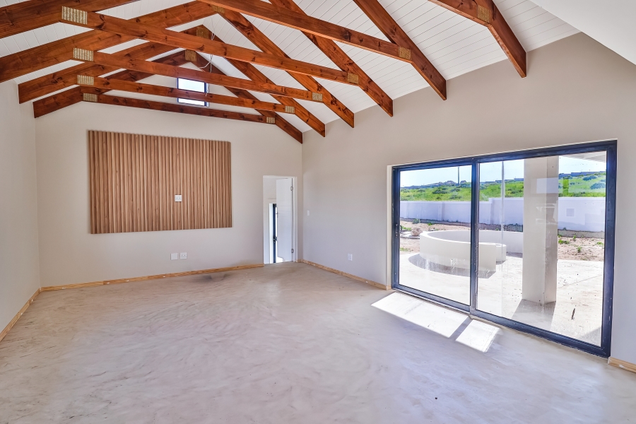 3 Bedroom Property for Sale in Hoogland Western Cape